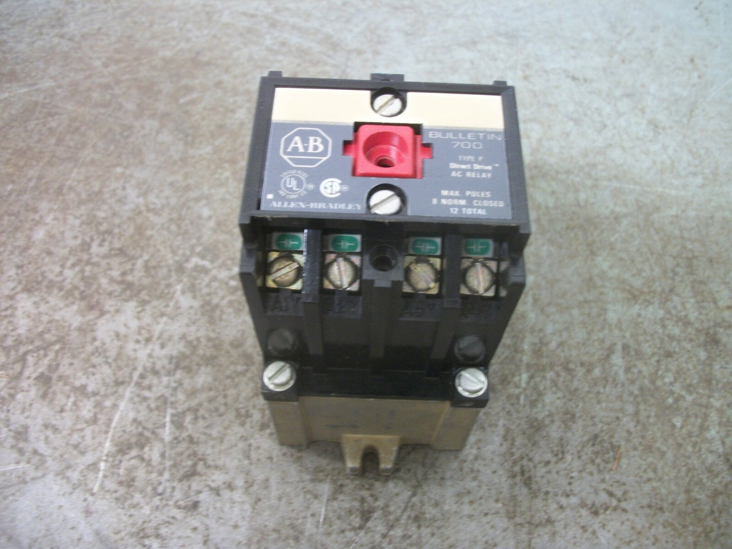 ALLEN-BRADLEY AC CONTROL RELAY 700-PT400A1 120VCOIL