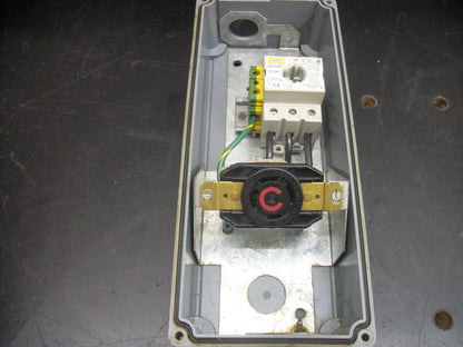 HUBBELL TWIST-LOCK DISCONNECT 3R,12K SE TL3 30AMP 600VOLT 3POLE NON-FUSIBLE