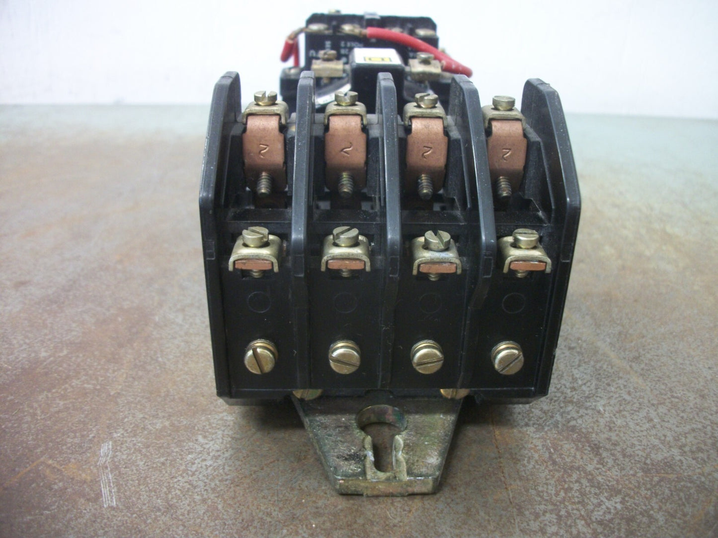 SQUARE D 20AMP 4POLE LIGHTING CONTACTOR 8903LX040 120VCOIL