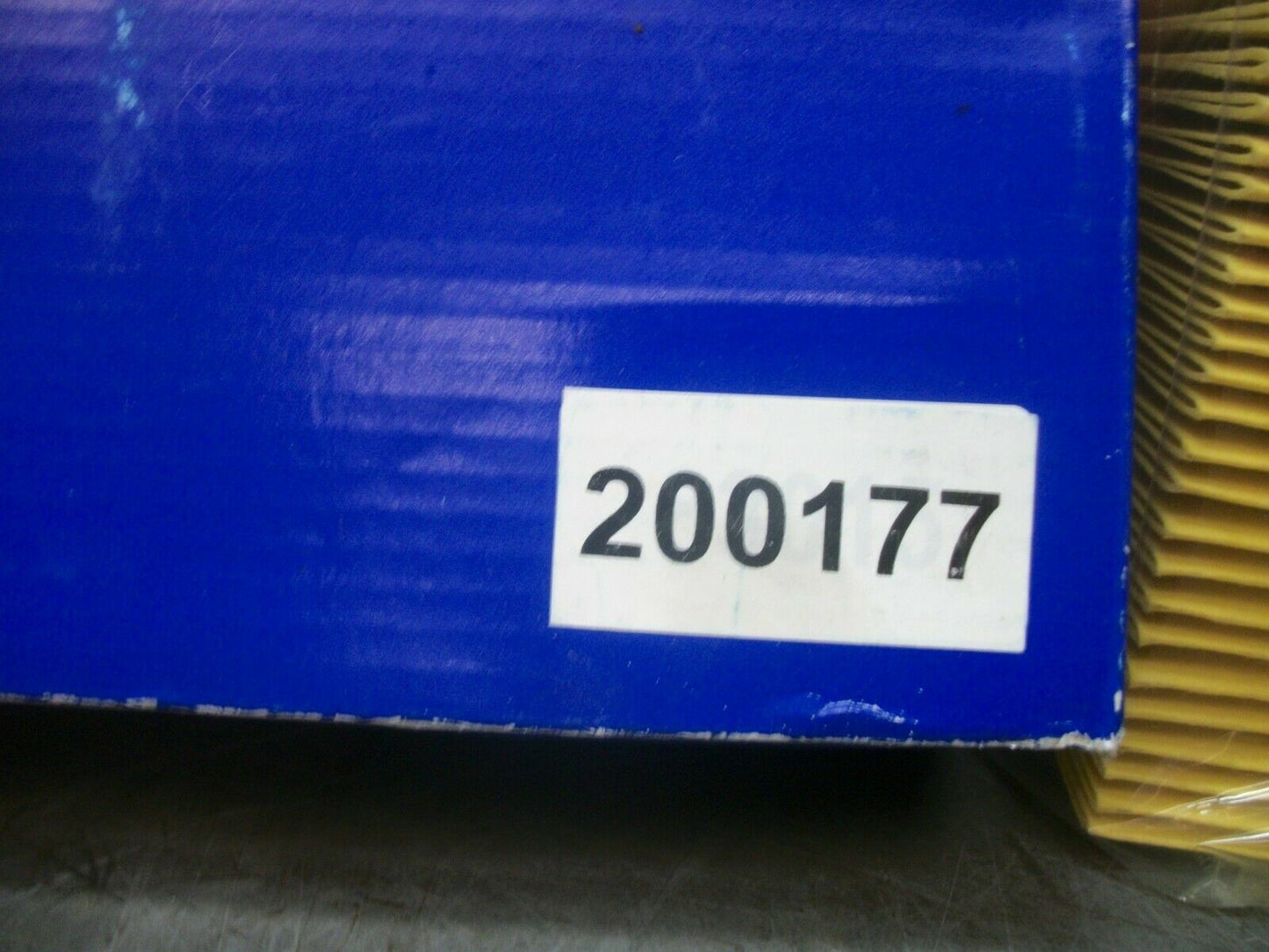 CARQUEST PREMIUM AIR FILTER 200177 NIB