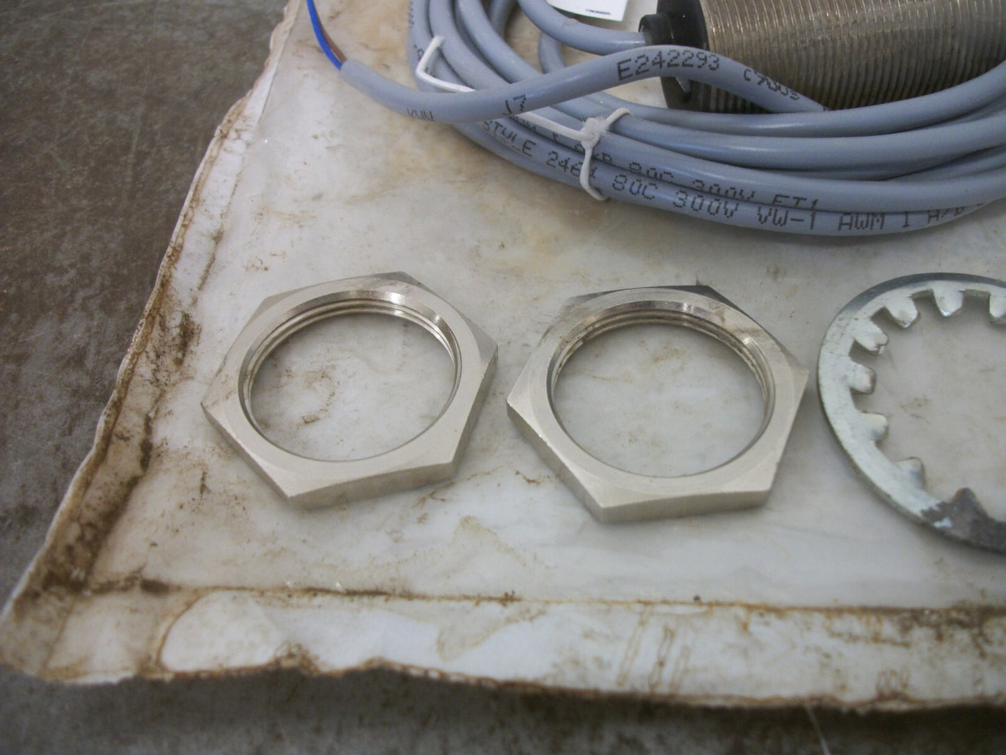 BALLUFF BES037W PROXIMITY SENSOR SWITCH BES 516-418-SA7-L-03 NEW