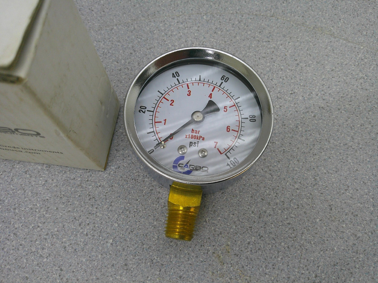 CARBO INDUSTRIES 2.5" 1/4" NPT PNEUMATIC PRESSURE GAUGE D25-CSL-100 100PSI NIB