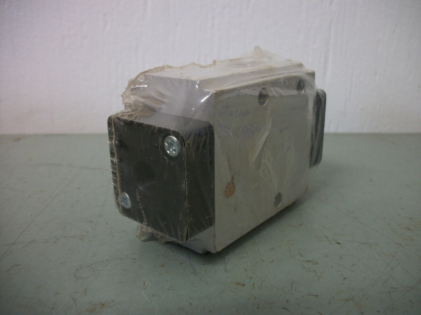NORGREN SOLENOID MANIFOLD VALVE SP 0302-000 NEW