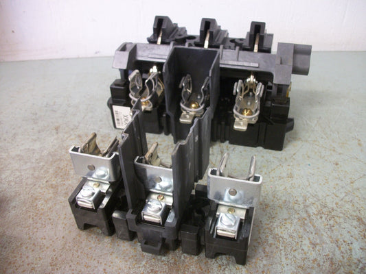 ALLEN-BRADLEY FUSIBLE DISCONNECT SWITCH 1494F-D30 30AMP 600VOLT 3POLE NOB