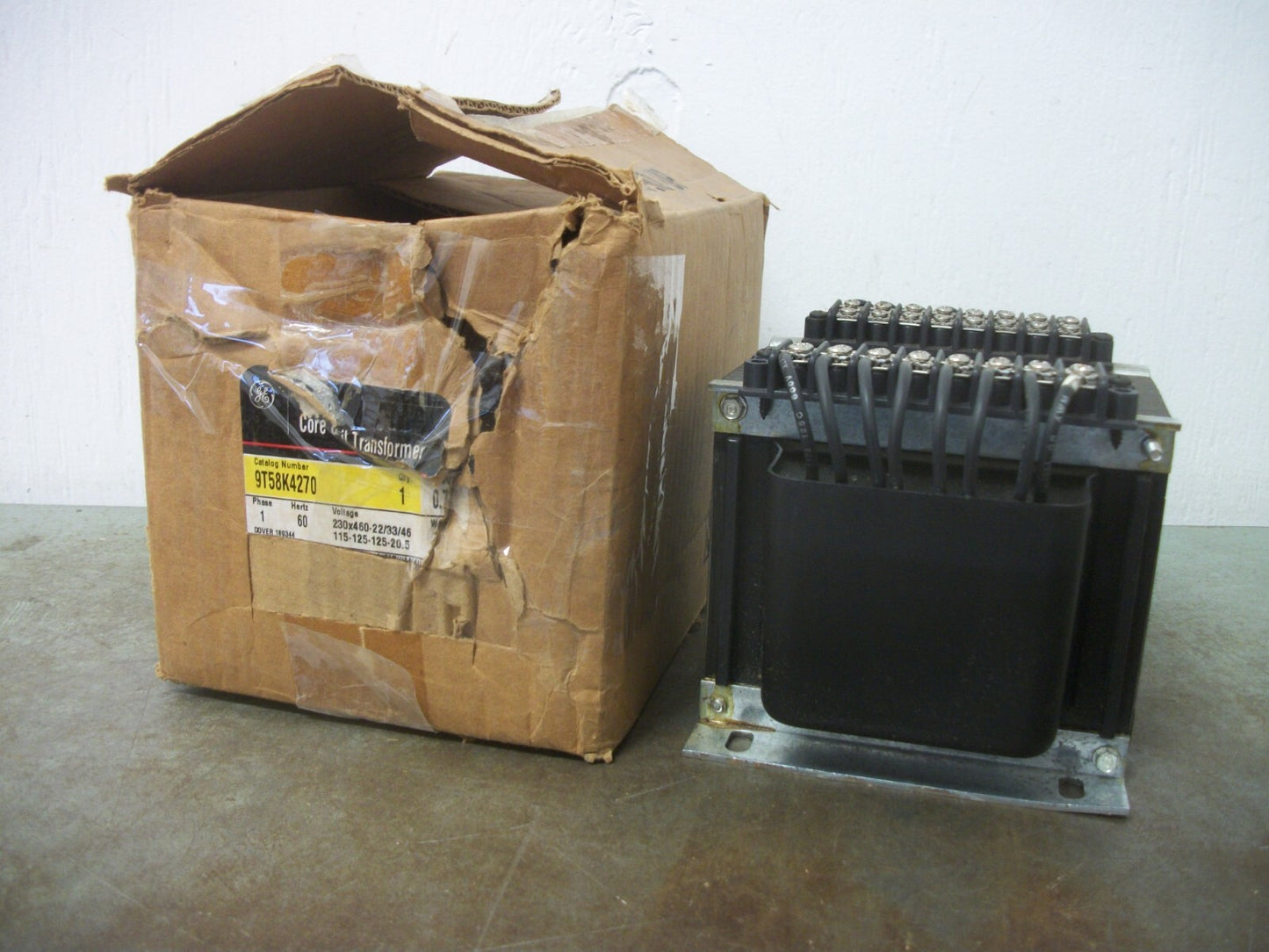 GE .781KVA 1PH TRANSFORMER 9T58K4270 HV 0X46 230X460 LV 20.5/125 115/125 NIB