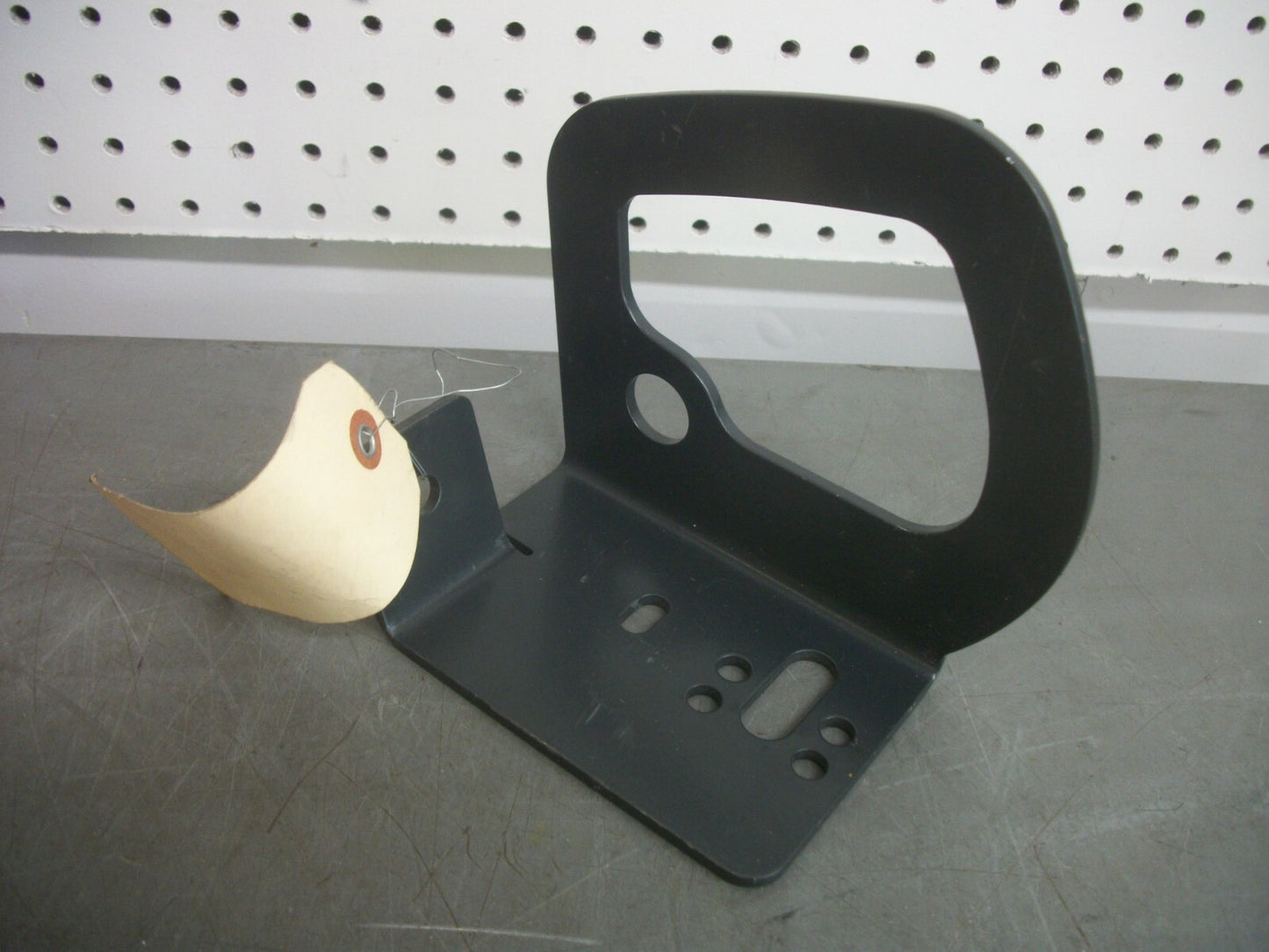 LINDE RH SUPPORT LIGHT BRACKET 3863631239 NOB