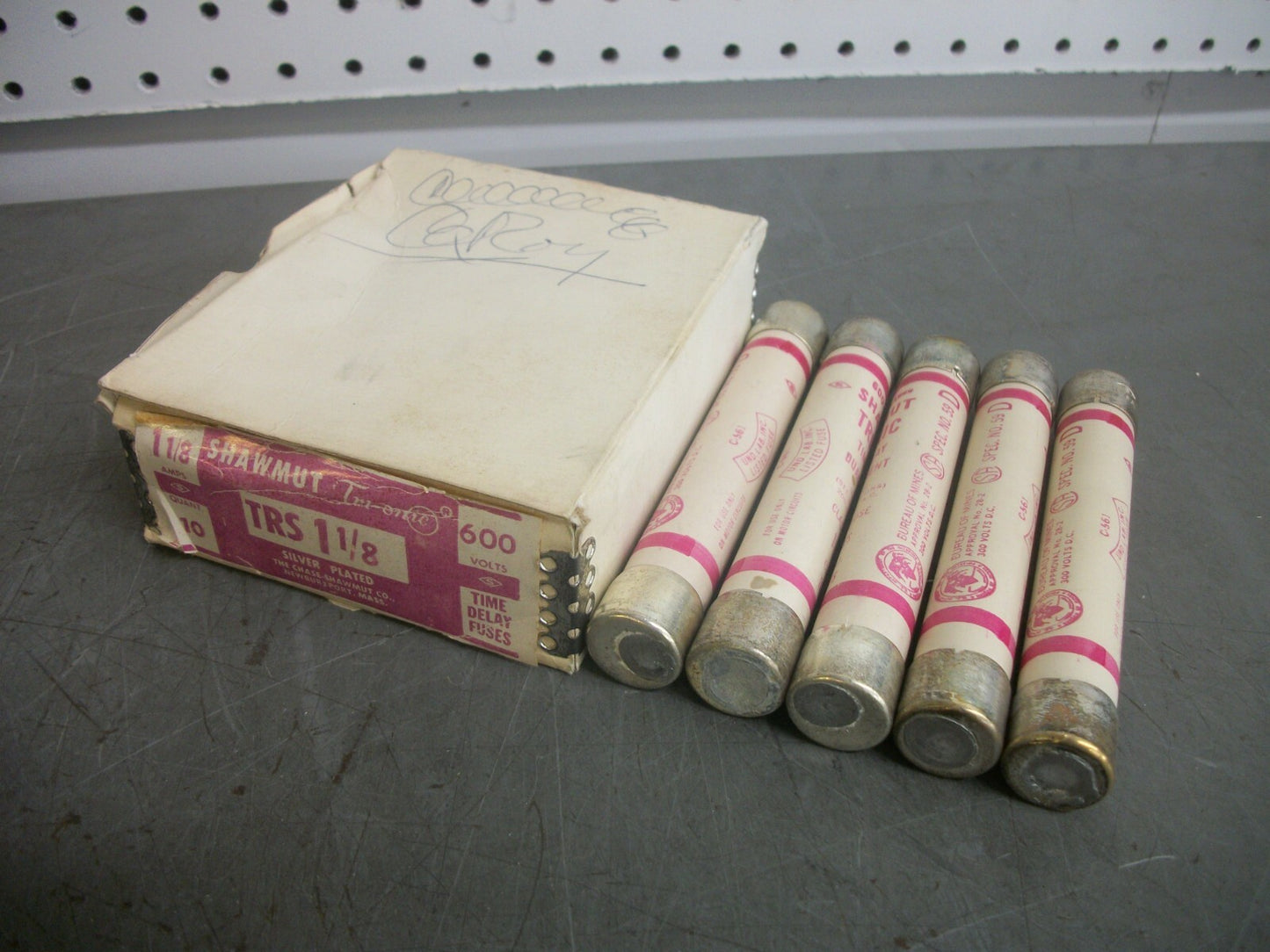 GOULD SHAWMUT BOX OF 5 TRI-ONIC FUSES TRS1-1/8 1-1/8AMP 600VOLT NIB