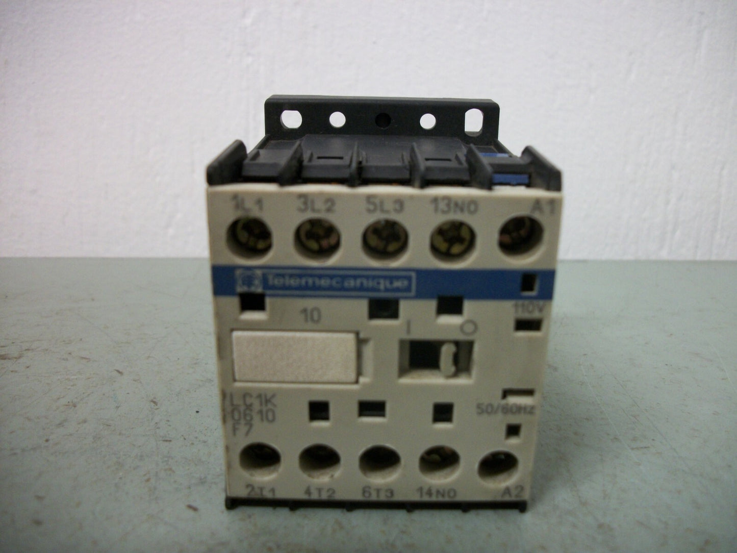 TELEMECANIQUE CONTACTOR LC1K0610F7 15AMP 110VCOIL 3PH 600V 3HP