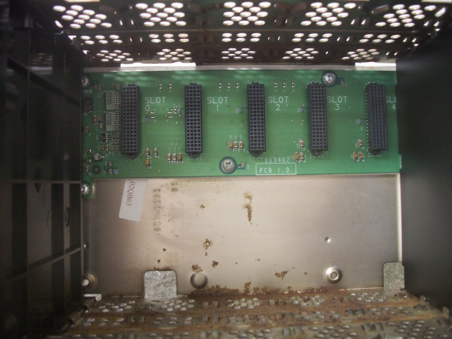 ALLEN-BRADLEY 17-SLOT PLC RACK CHASSIS 1756-A17 W/1756-PA75/B