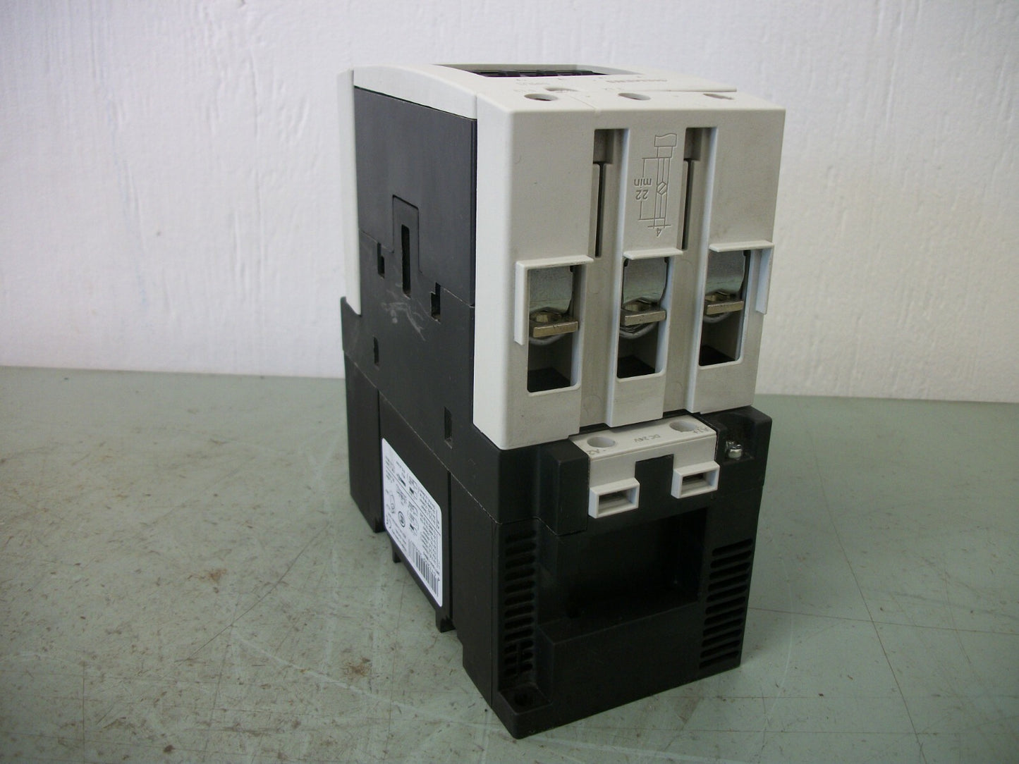 SIEMENS CONTACTOR 3RT1044-1BB40 90AMP 24VCOIL 3PH 600V 60HP