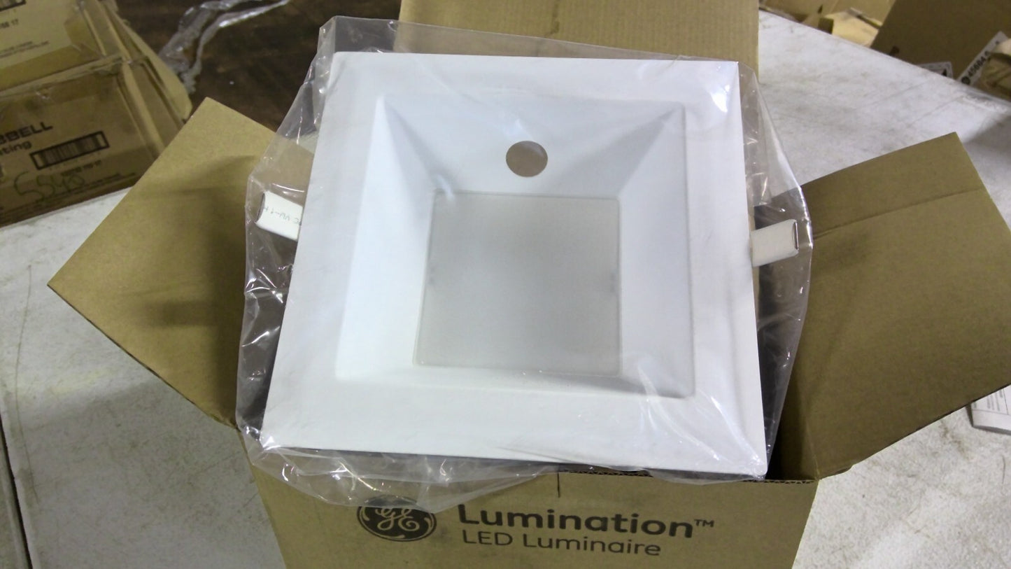 GE 93043102 6" LED LUMINAIRE DOWNLIGHT LRXS618830MDEL 120/277VOLT NIB