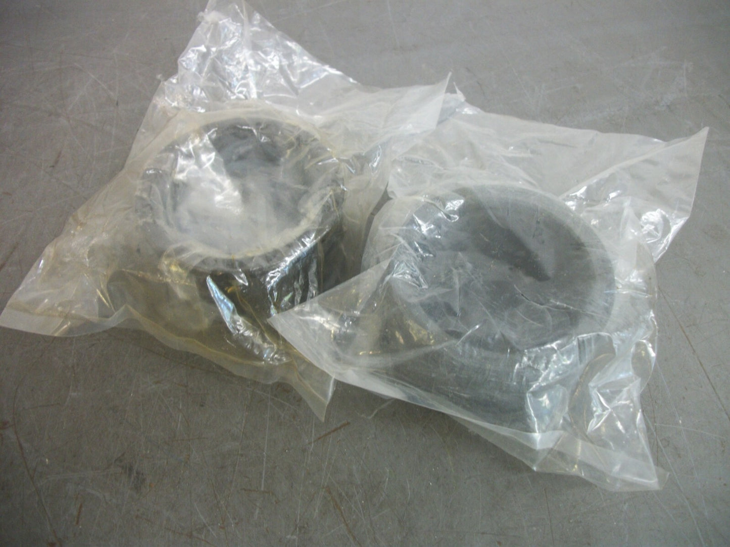 PROMATCH LOT OF 2 BUSHINGS A000035914 NEW