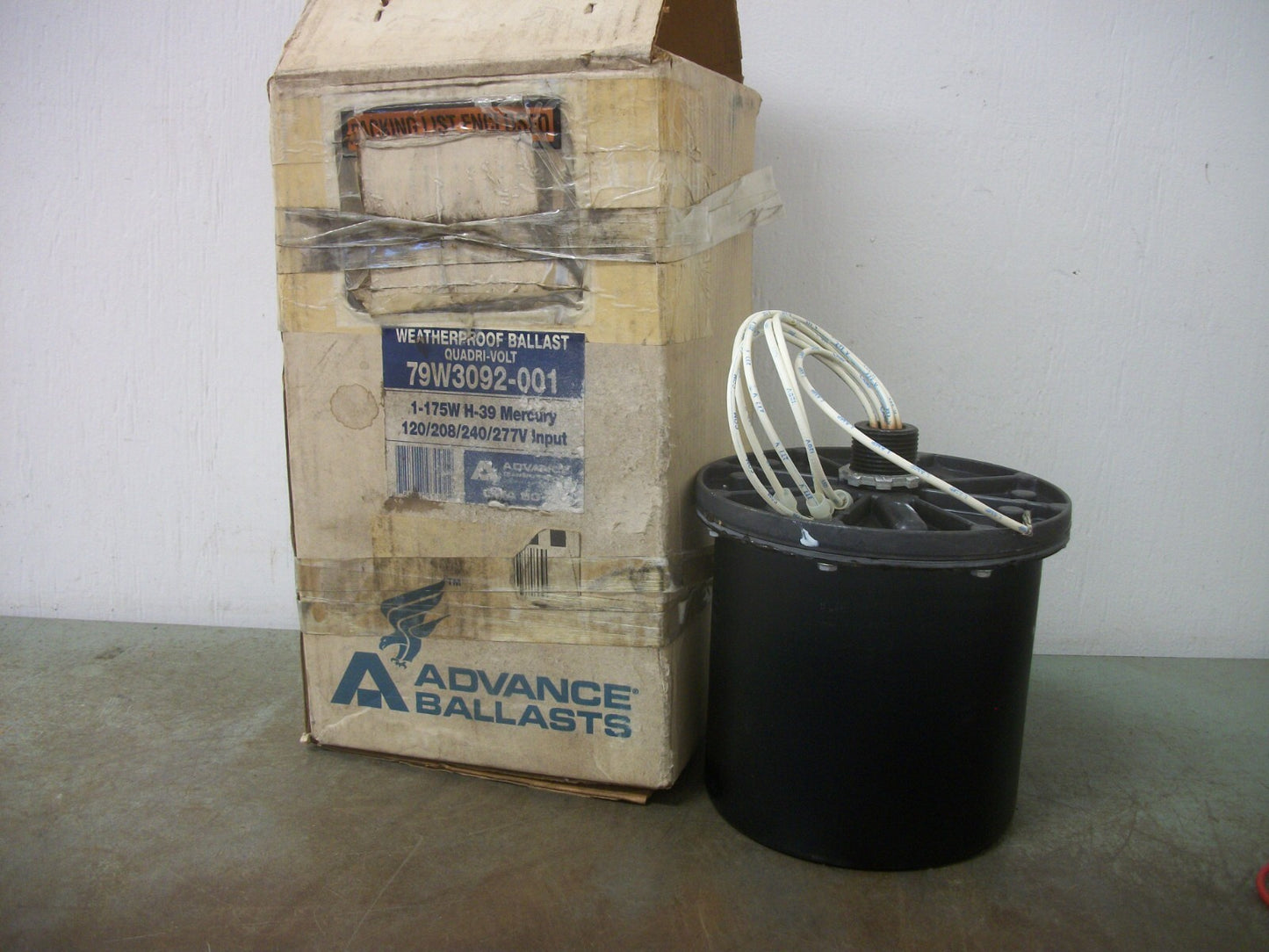 ADVANCE 175W WEATHERPROOF QUADRI-VOLT BALLAST 79W3092-001 120/208/240/277V NIB