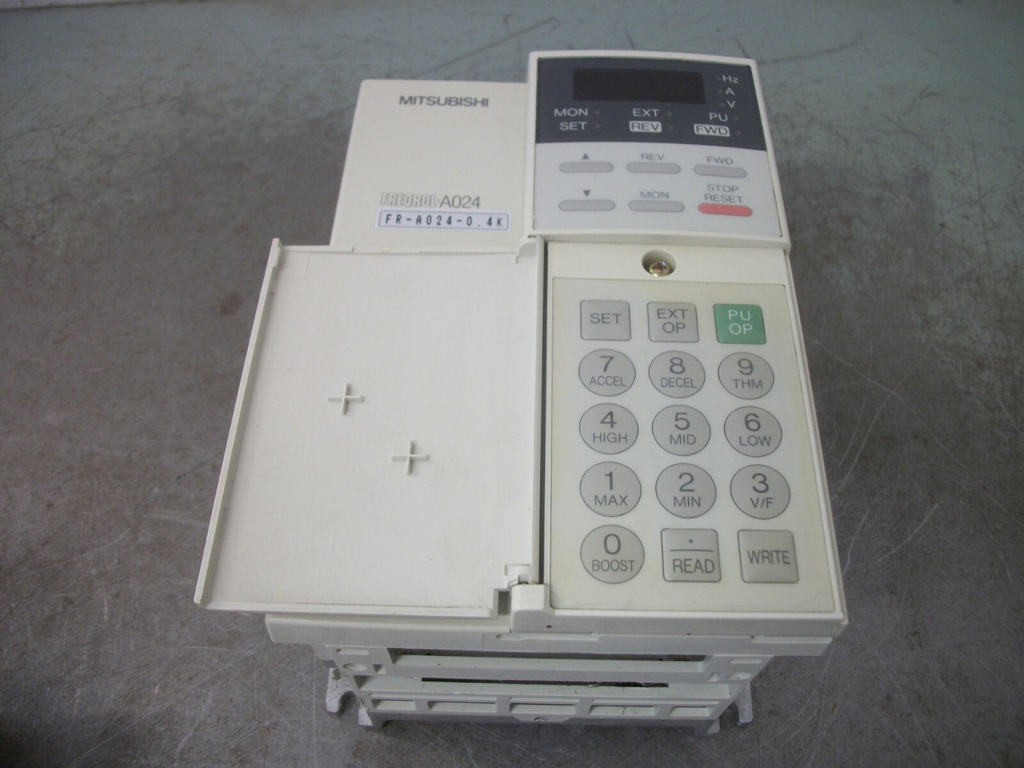 MITSUBISHI FREQROL-A024 0.4KW INVERTER DRIVE FR-A024-0.4K 230VOLT 3PH 3AMP