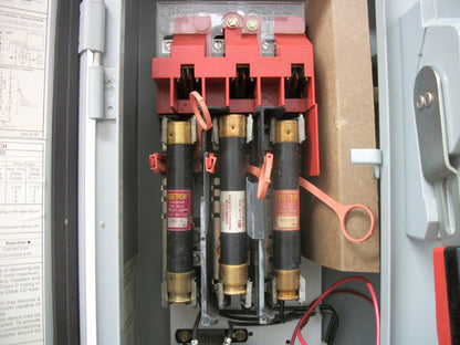 CUTLER-HAMMER STARTER COMBO SIZE 0 TYPE 1 AN16BN0 120VCOIL 30AMP FUSIBLE