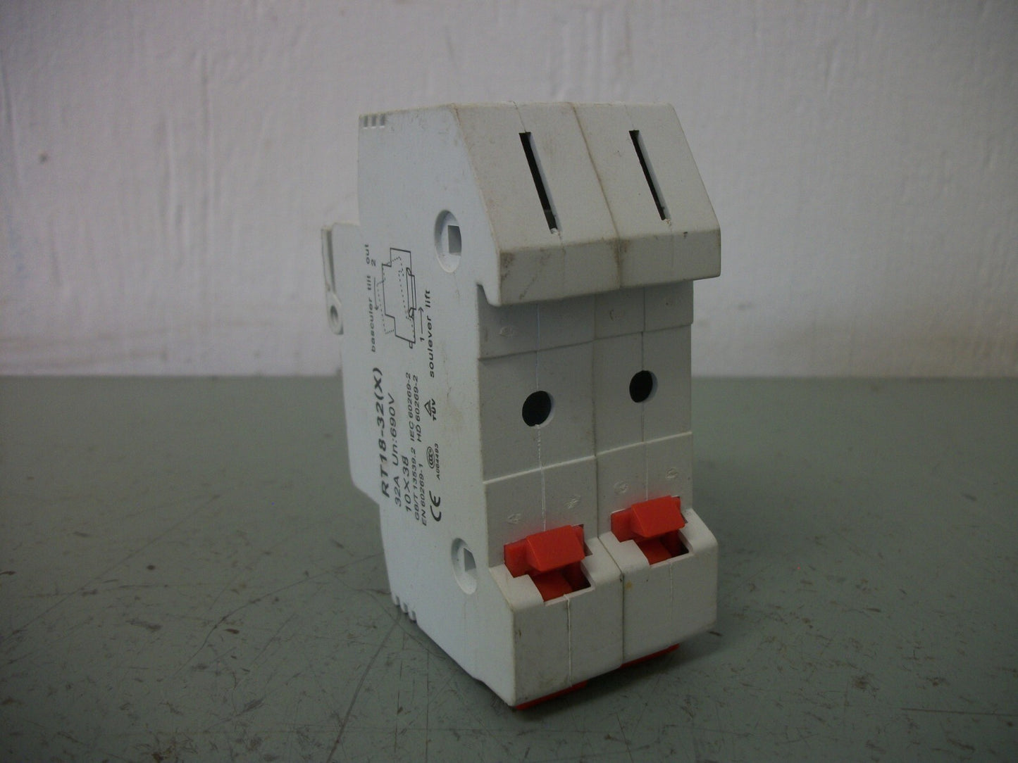 MRO LOT OF 2 10X38 FUSEHOLDERS RT18-32(X) 32AMP 690VOLT 1POLE