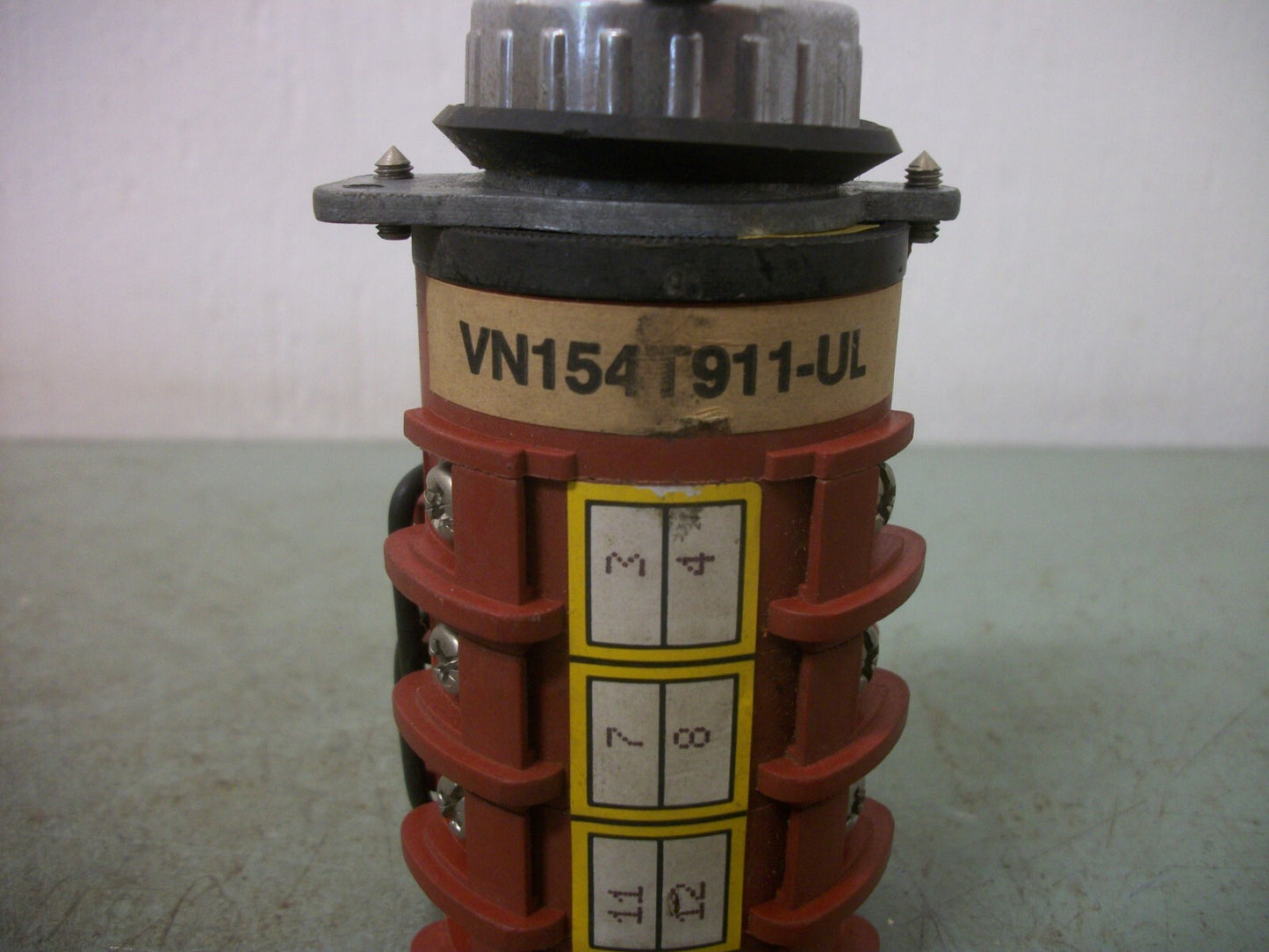 OEM CONTROLS 3-POSITION ROTARY SWITCH VN154T911-UL 10AMP 600VOLT 3PH 7.5HP NOB