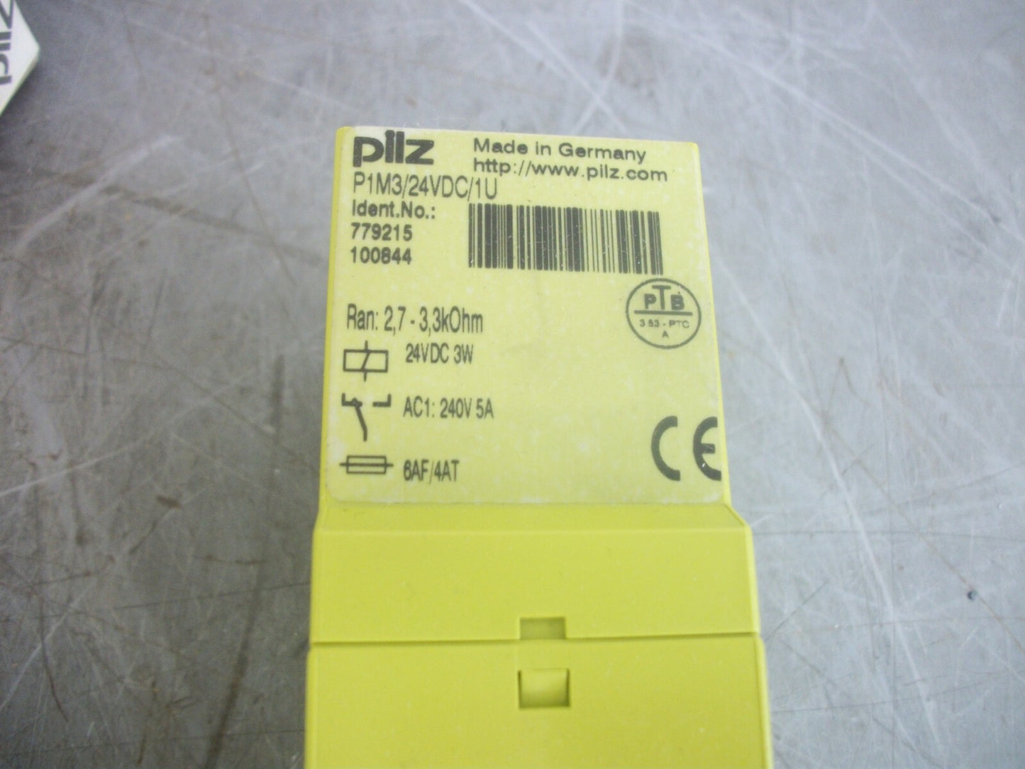 PILZ P1M3 SAFETY RELAY P1M3/24VDC/1U 3.3KOHM 24VDC 3WATT NIB