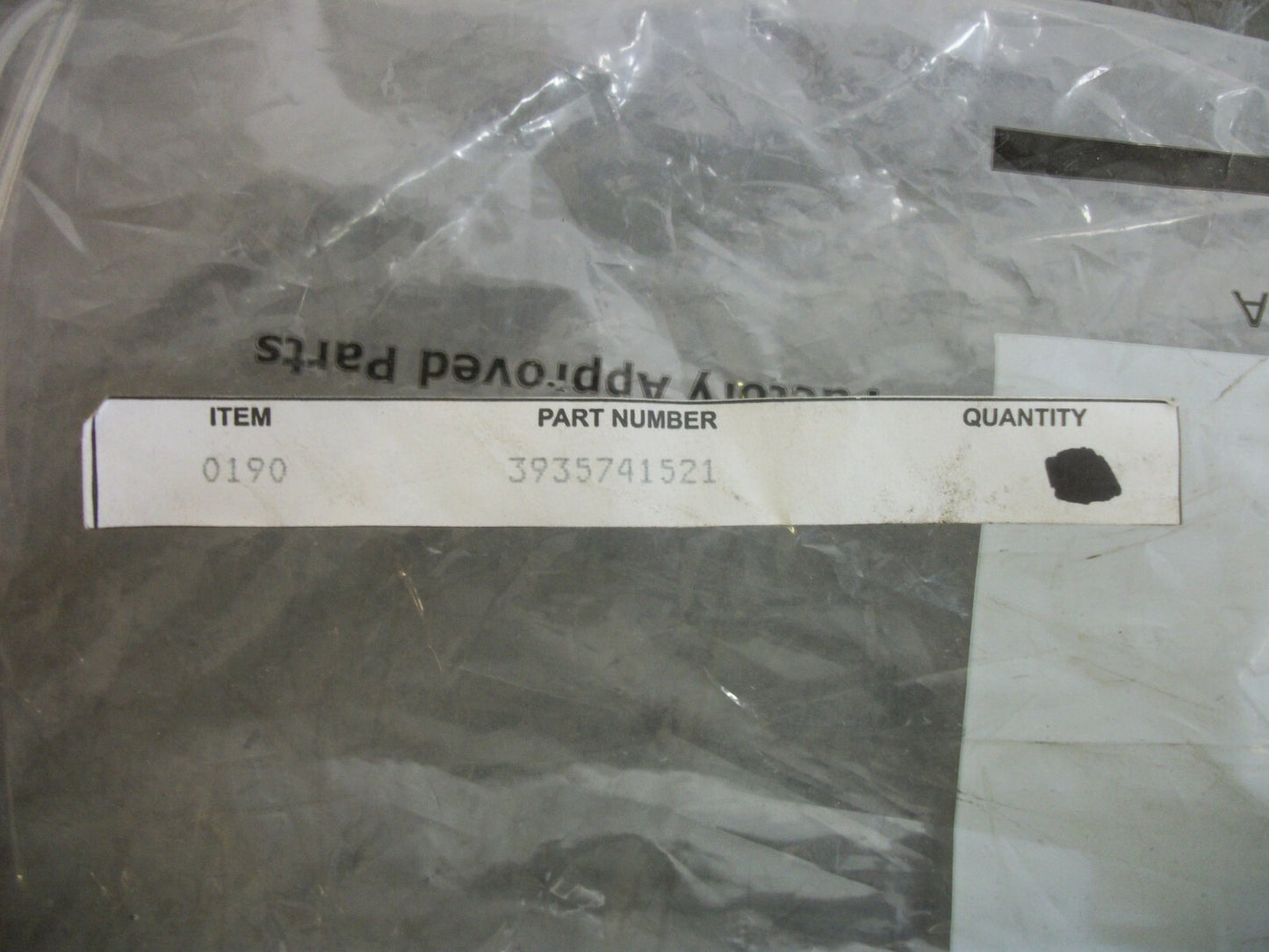 LINDE LOT OF 9 FUEL LINES 3935741521 NEW