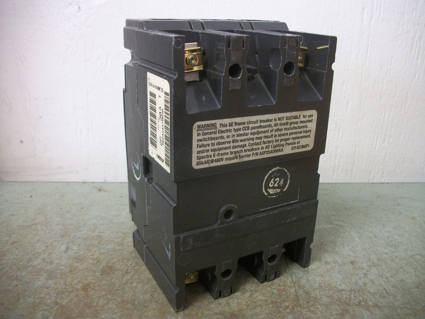 GE SPECTRA SEDA CIRCUIT BREAKER SEDA24AT0030 30AMP 480VOLT 2POLE W/15A TRIP