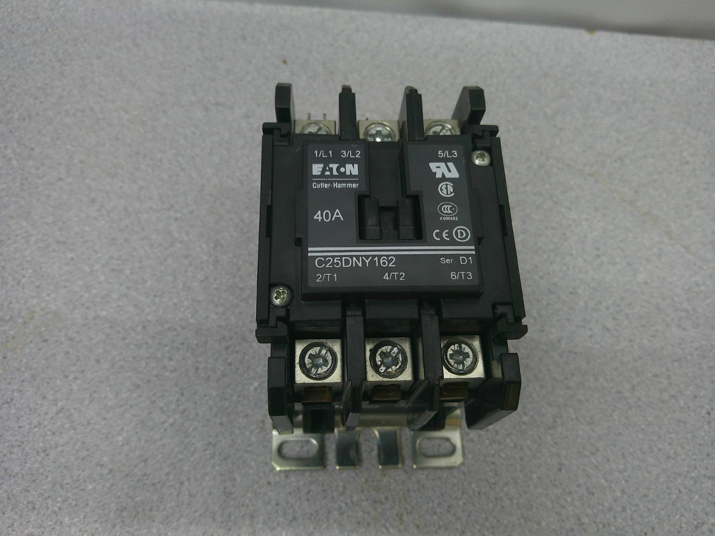 CUTLER-HAMMER CONTACTOR C25DNY162 40AMP 24VCOIL 3PH 600V 20HP