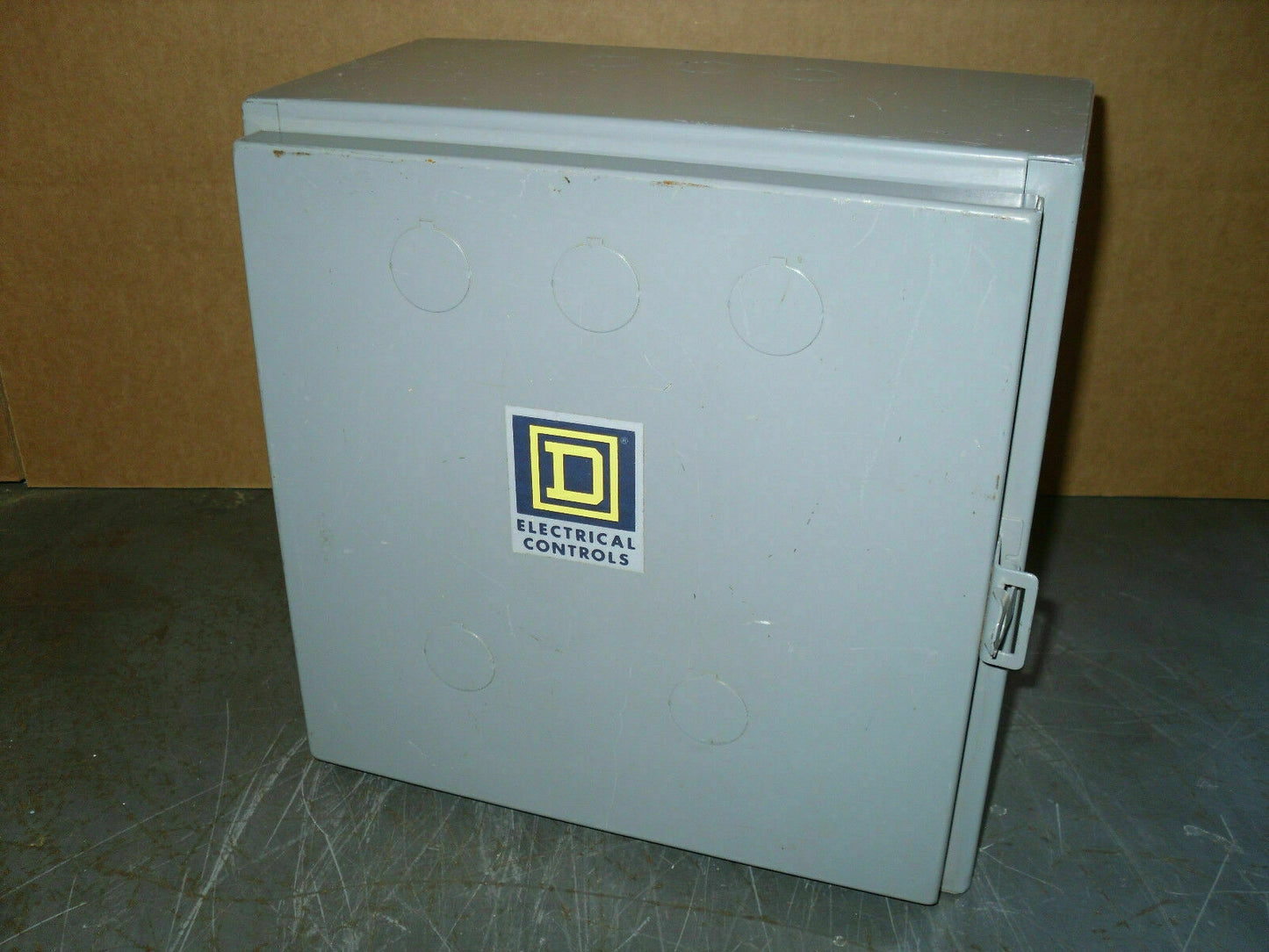 SQUARE D ENCL SIZE 00 REV CONTACTOR 8702SAO4 240VCOIL 3PH 600V 2HP *NOB*