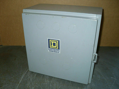 SQUARE D ENCL SIZE 00 REV CONTACTOR 8702SAO4 240VCOIL 3PH 600V 2HP *NOB*