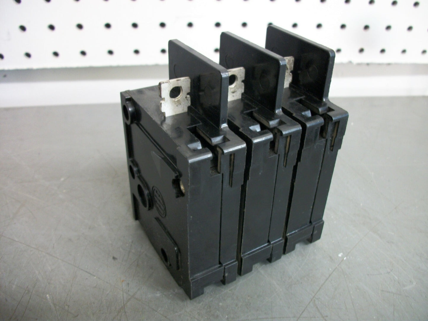 SIEMENS BQ CIRCUIT BREAKER BQ3B030 30AMP 240VOLT 3POLE OLD