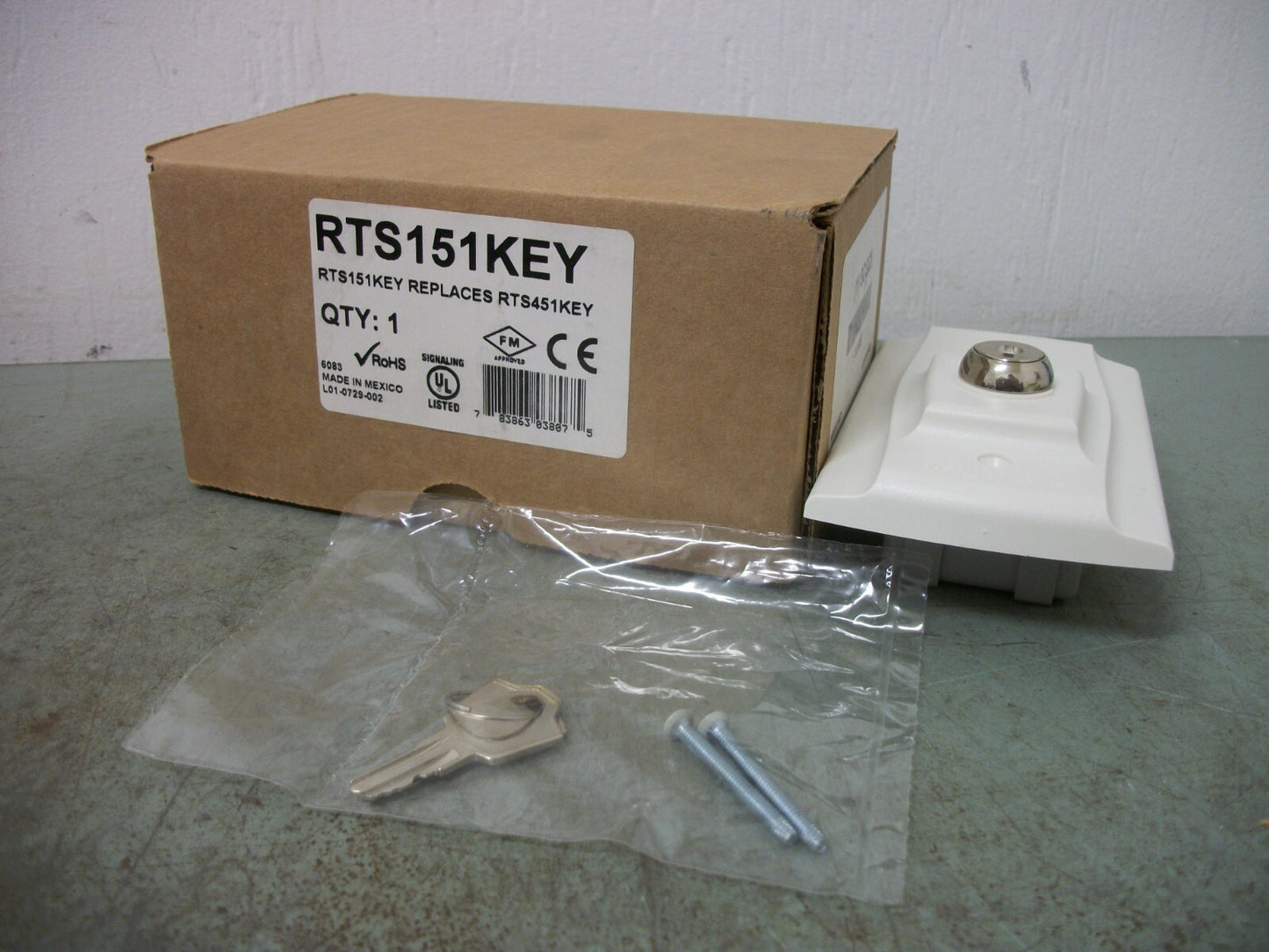 SYSTEM SENSOR FIRE ALARM TEST STATION W/KEY RTS151KEY NIB