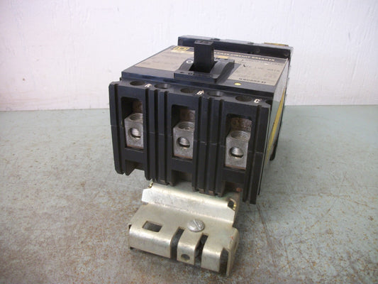 SQUARE D I-LINE FA CIRCUIT BREAKER FA34070 70AMP 480VOLT 3POLE GRAY