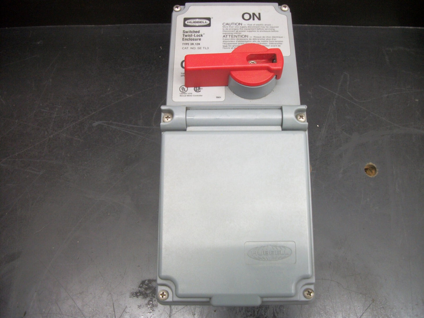 HUBBELL TWIST-LOCK DISCONNECT 3R,12K SE TL3 30AMP 600VOLT 3POLE NON-FUSIBLE