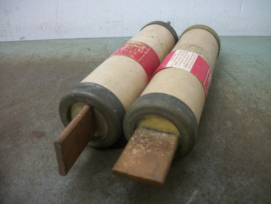 BUSSMANN LOT OF 2 SUPER-LAG RENEWABLE FUSES RES150 150AMP 600VOLT