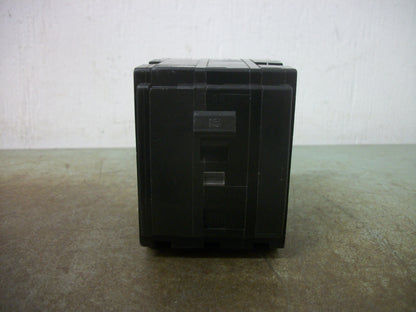 SQUARE D QO CIRCUIT BREAKER QO315 15AMP 240VOLT 3POLE OLD