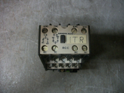 SIEMENS CONTROL RELAY RCC5P 120VCOIL W/ATTACHMENT RCC4A