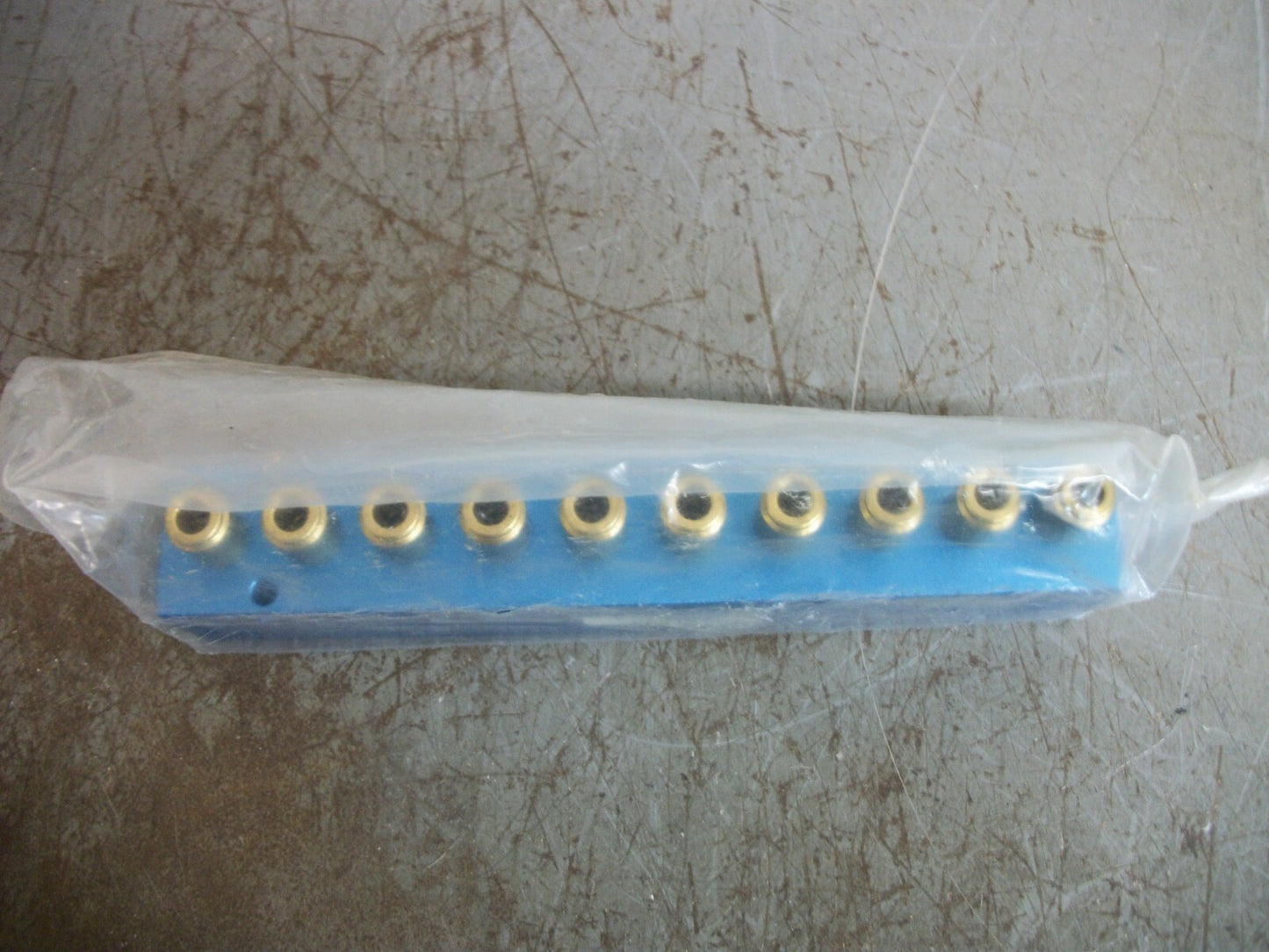 ALKON SERIES MQ 10-PORT PNEUMATIC MANIFOLD MQ22-4X6-10 NEW