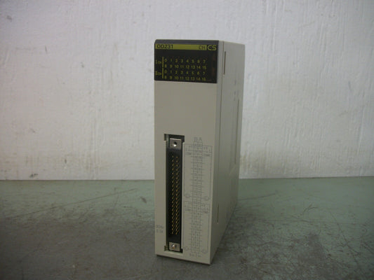 OMRON SYSMAC OUTPUT UNIT CS1W-OD231