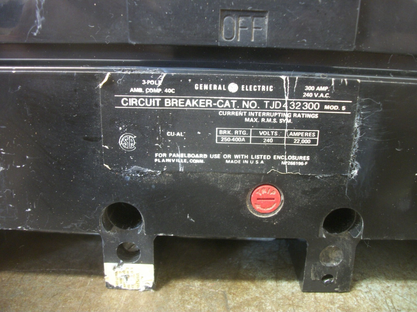 GE TJD CIRCUIT BREAKER TJD432300 300AMP 240VOLT 3POLE BLACK
