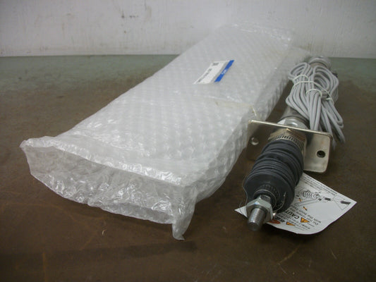 SMC PNEUMATIC CM2/CM3 ROUND BODY CYLINDER CDM2FZ32-200AK-C80L NEW