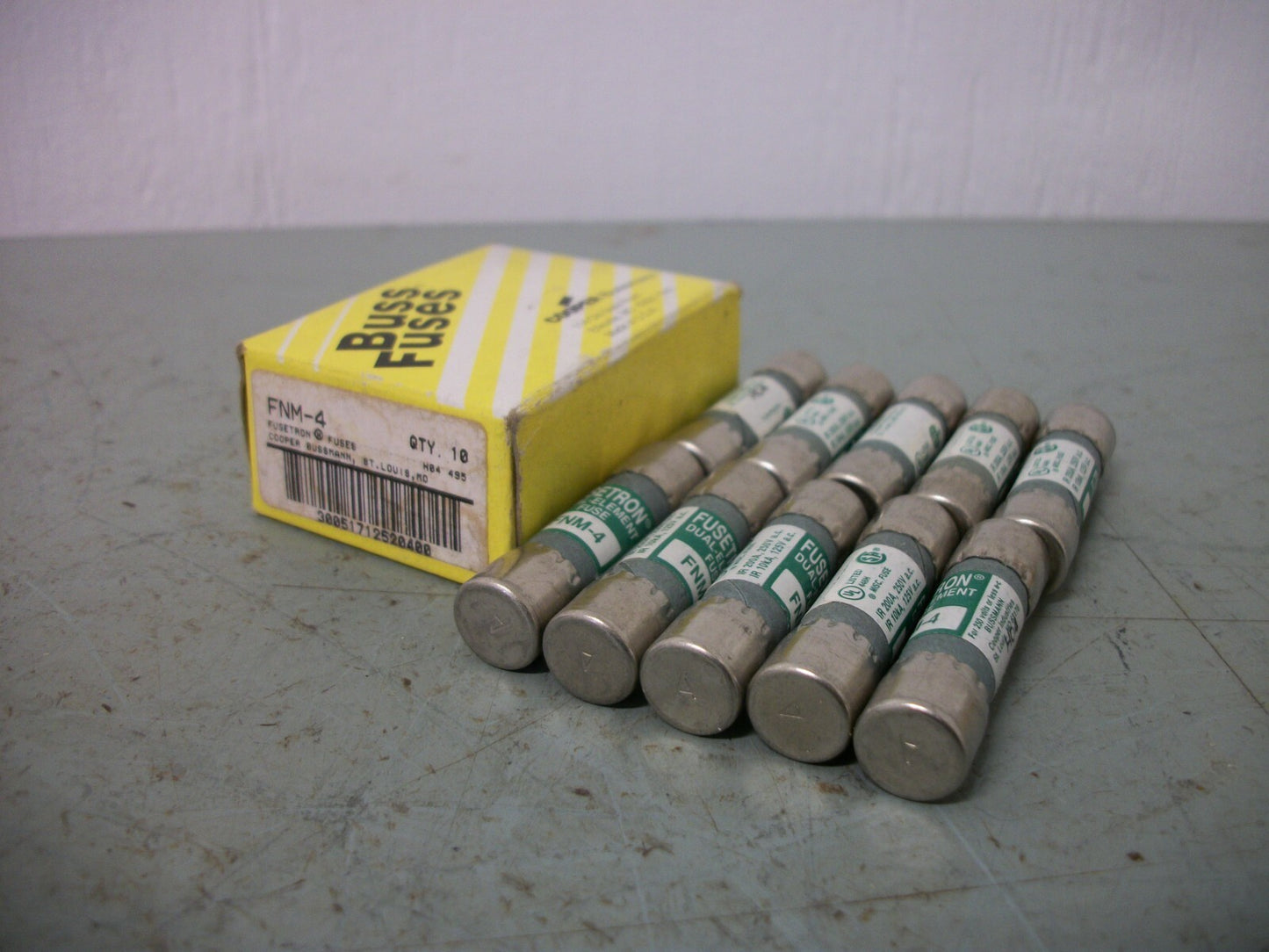 BUSSMANN BOX OF 10 FUSETRON FUSES FNM4 4AMP 250VOLT NIB