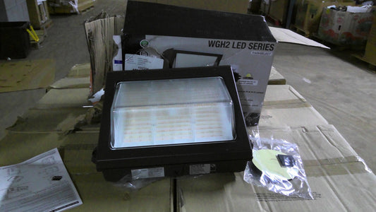 HUBBELL LED WALLPACK LIGHT WGH2-70-LSCS-UNVC 120/347VOLT 30-70W NIB