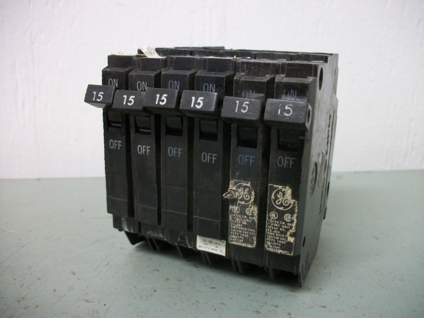 GE LOT OF 6 THQP CIRCUIT BREAKERS THQP115 15AMP 240VOLT 1POLE