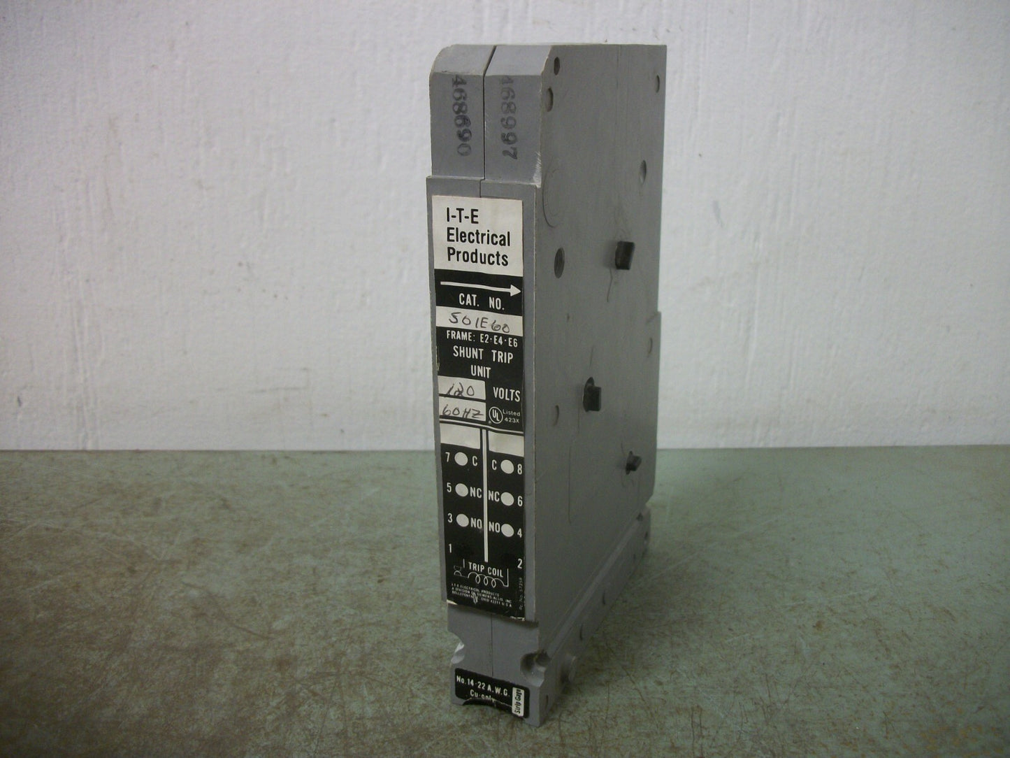 SIEMENS ITE SHUNT TRIP S01E60 120VOLT