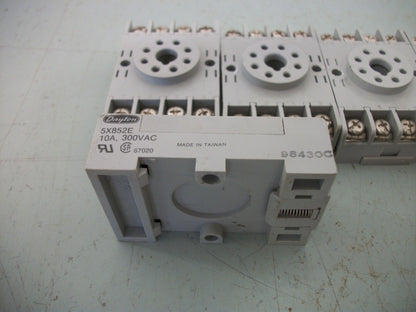 DAYTON LOT OF 5 8-PIN RELAY SOCKET BASES 5X852E 10AMP 300VOLT