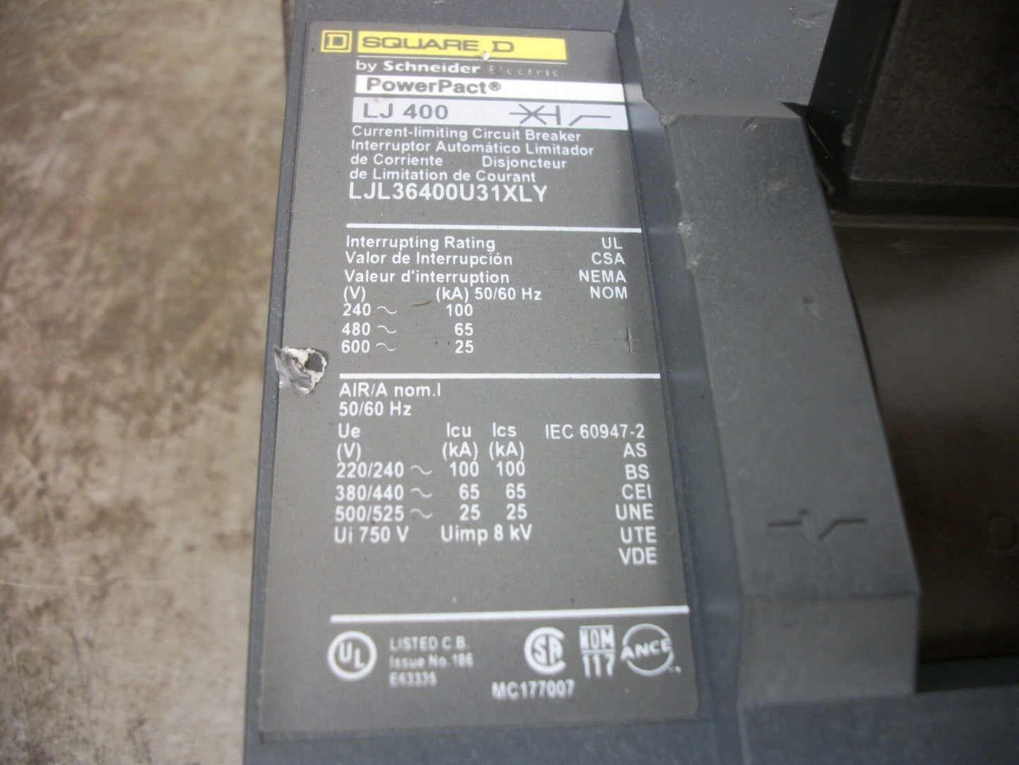 SQUARE D POWERPACT LJ CIRCUIT BREAKER LJL36400U31XLY 400AMP 600VOLT 3POLE