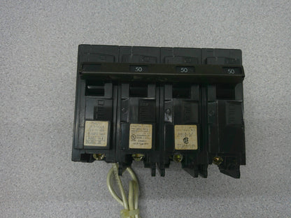 SIEMENS BL CIRCUIT BREAKER B350H00S01 50AMP 240VOLT 3POLE W/SHUNT CHIPPED