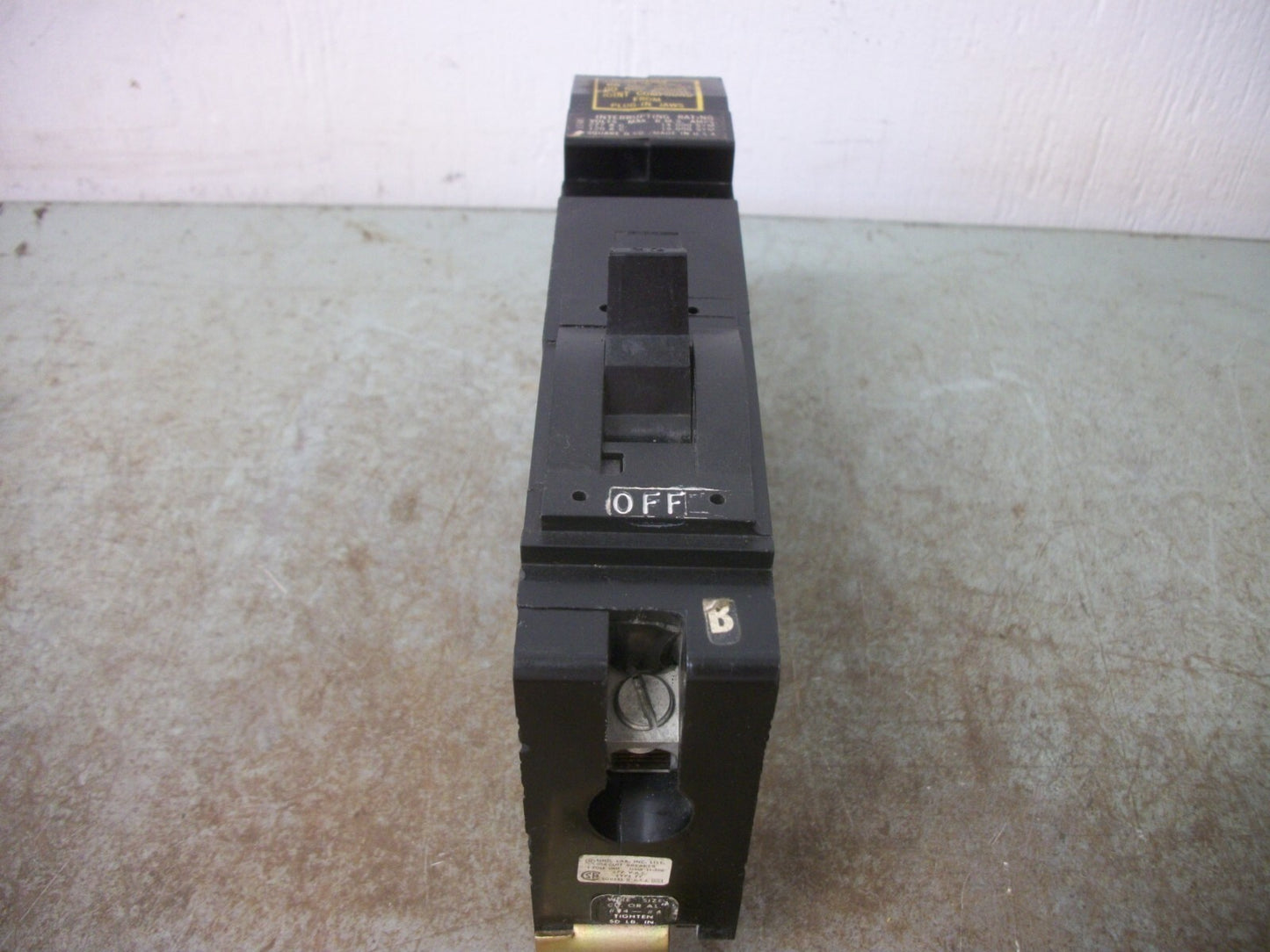 SQUARE D I-LINE FY CIRCUIT BREAKER FY14020B 20AMP 277VOLT 1POLE BLACK
