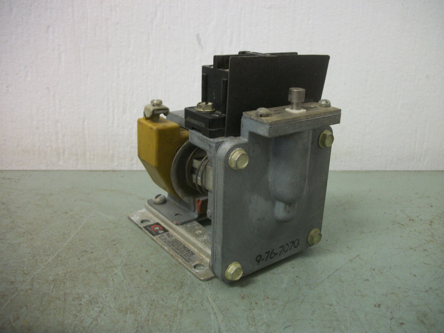 CUTLER-HAMMER PNEUMATIC TIMING RELAY 10337H192B 480VCOIL