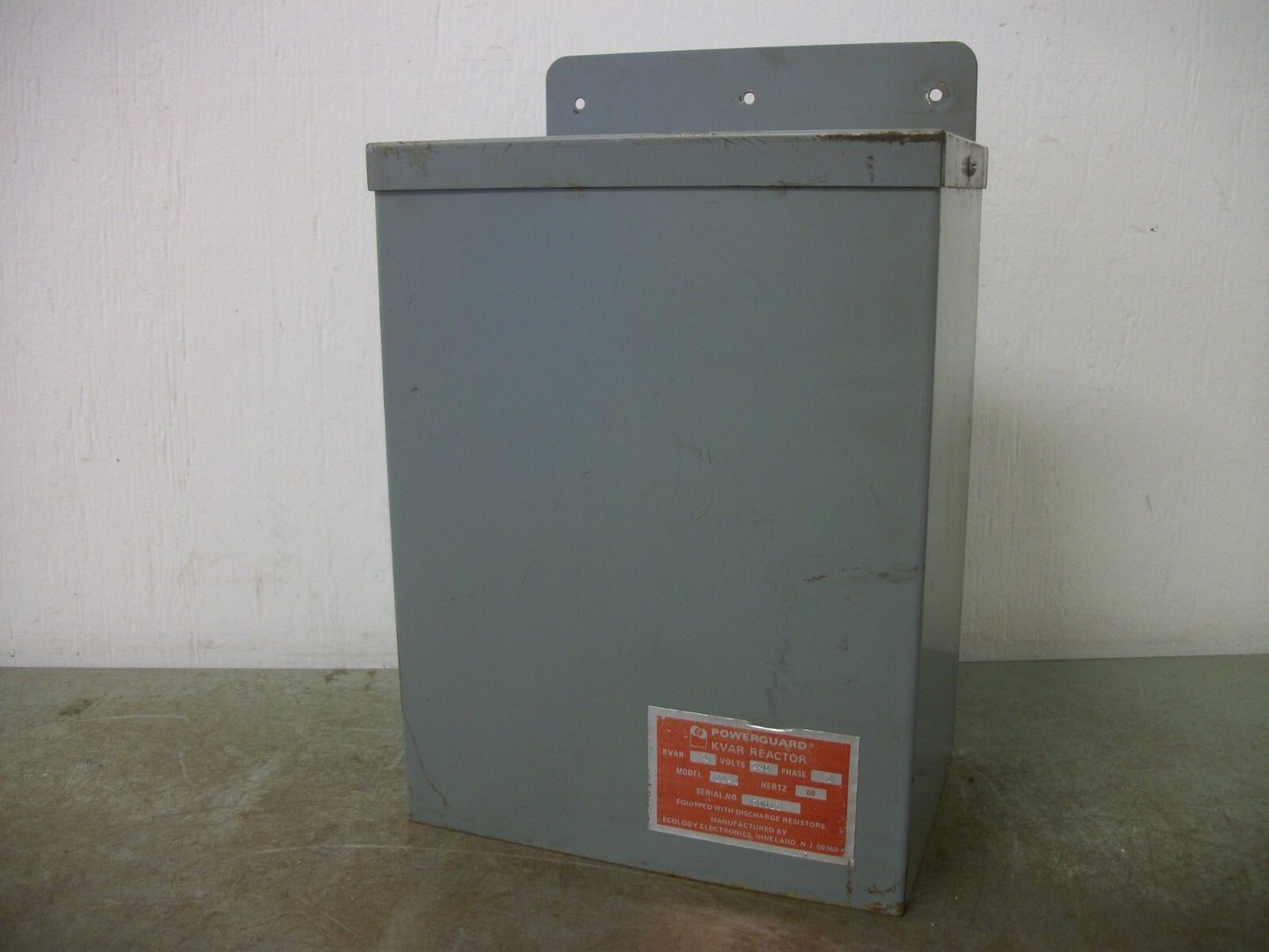 POWERGUARD KVAR REACTOR CAPACITOR 24-4 4KVAR 240VOLT 3PH
