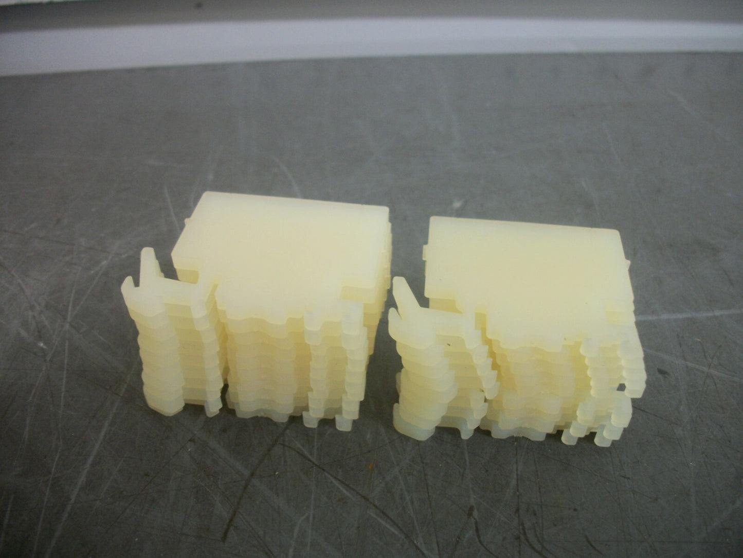 SQUARE D LOT OF 19 END BARRIERS 9080GP6B NOB