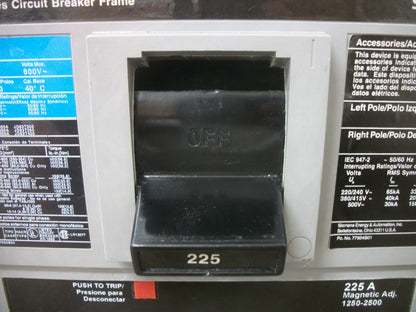 SIEMENS SENTRON JD6-A CIRCUIT BREAKER JD63F400 400AMP 600VOLT 3POLE W/225A TRIP